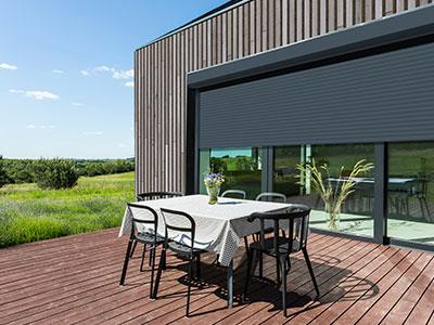 Faut-il réparer ou remplacer son volet roulant ?