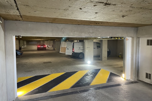 Remplacement porte de garage basculante de copropriété - Copropriété Linéa Verdé - Ville La Grand, 74100 Haute-Savoie