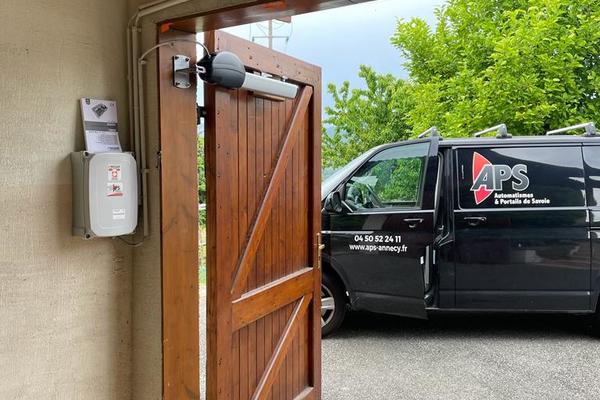 Installation d'un kit de motorisation ROGER TECHNOLOGY BE20 sur Etercy - 74150